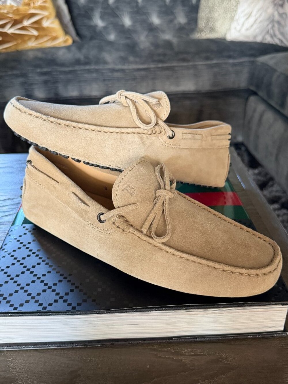 Brand new in box Tod’s Gommino Loafers in Suede, men’s UK size 6 / US 7.5 NIB